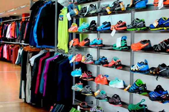 outlet nike la plata horarios de atencion
